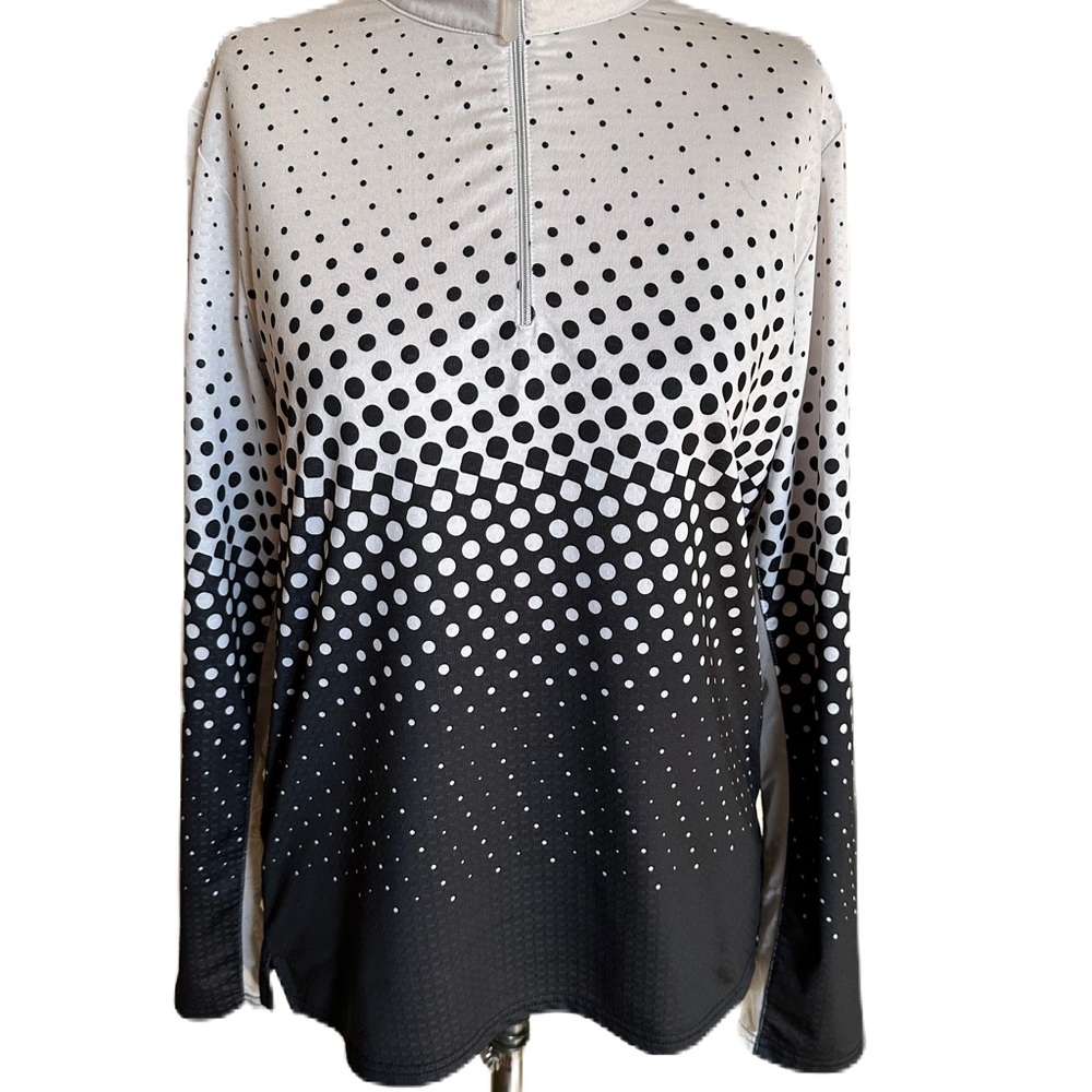 Bette & Court Quarter Zip Up Top. Size Medium